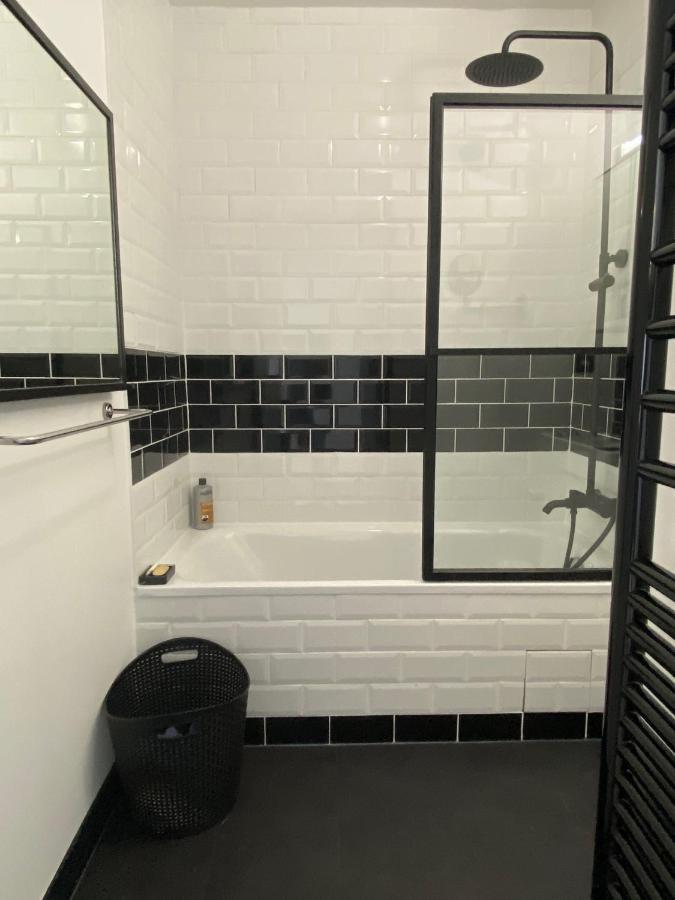 L'Esperlette Apartment Rochefort  Ngoại thất bức ảnh