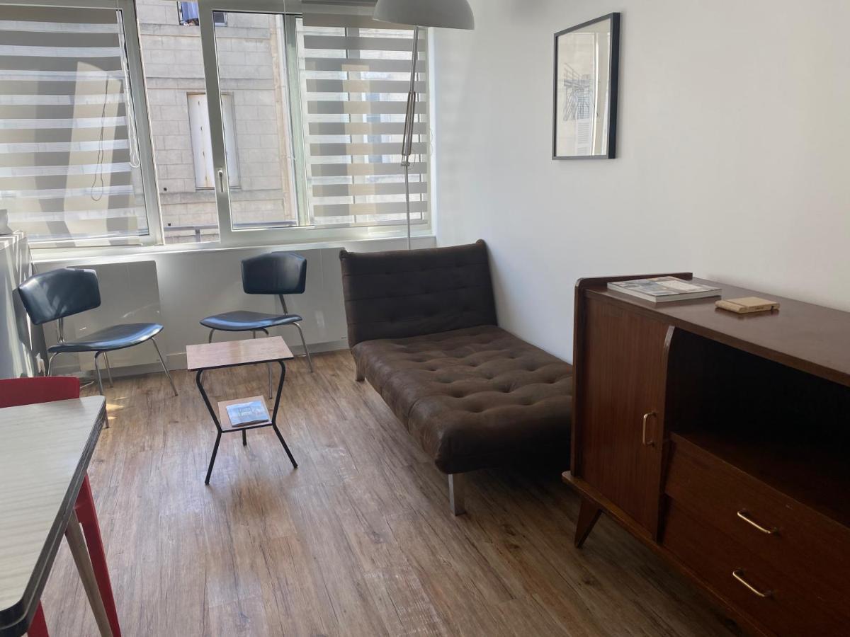 L'Esperlette Apartment Rochefort  Ngoại thất bức ảnh